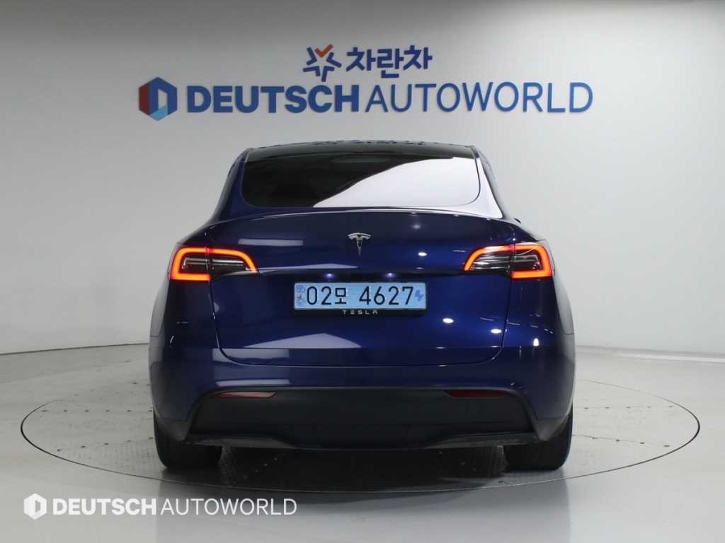 테슬라 모델 Y RWD 이미지 4