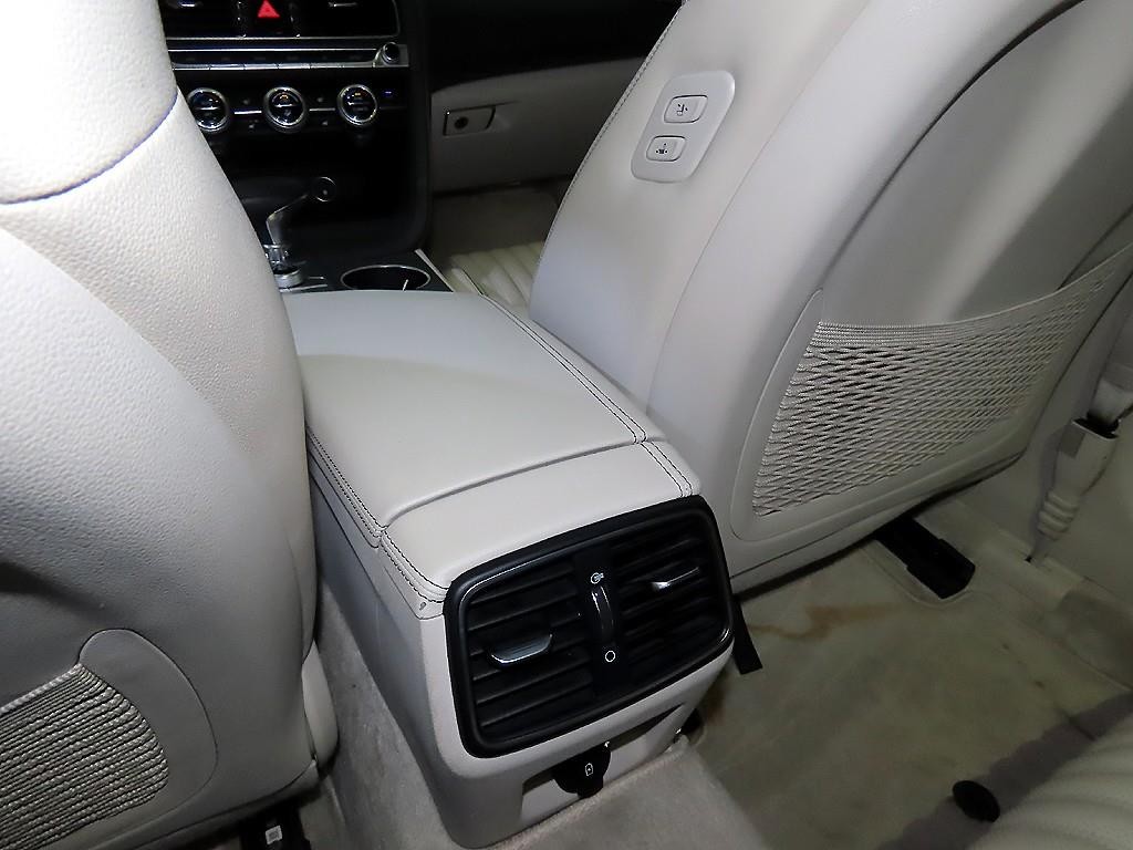 제네시스 G70 더 뉴 G70 가솔린 2.0T 2WD 이미지 17