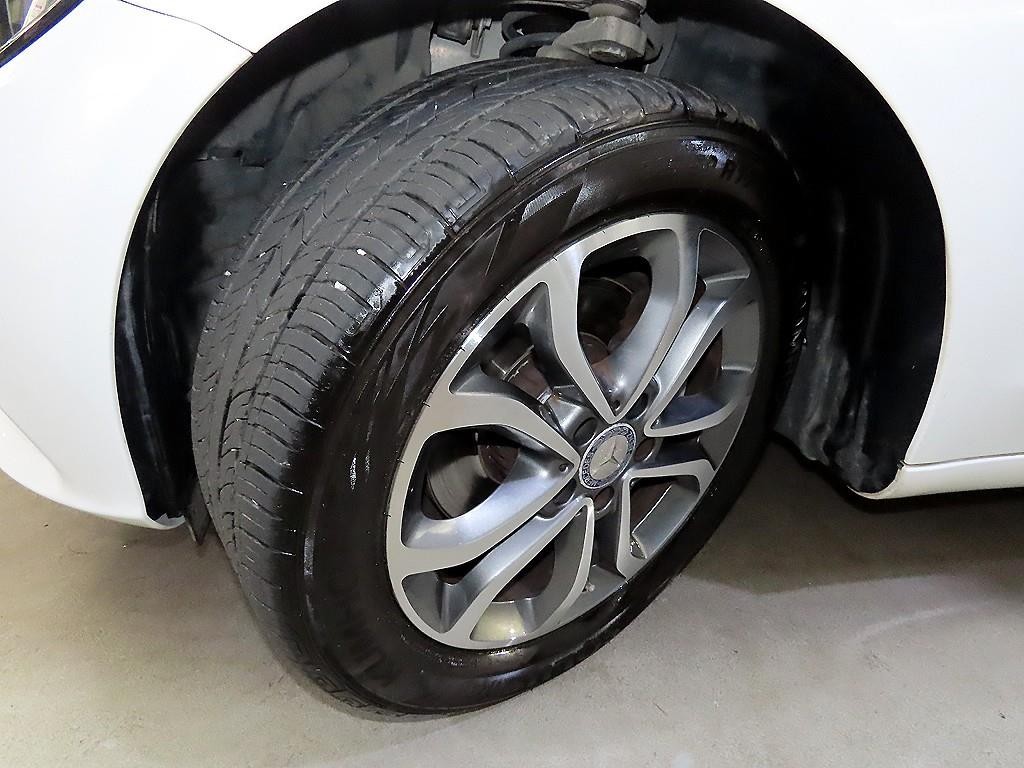 벤츠 C 클래스 C클래스 W205 C200 이미지 19