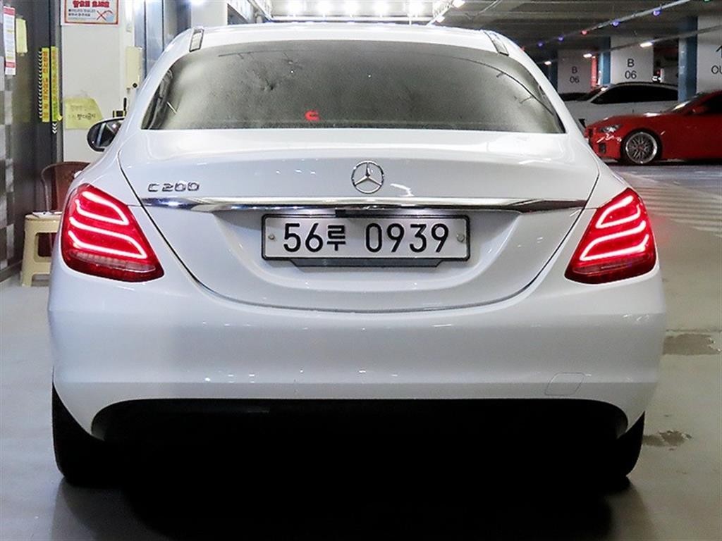벤츠 C 클래스 C클래스 W205 C200 이미지 5