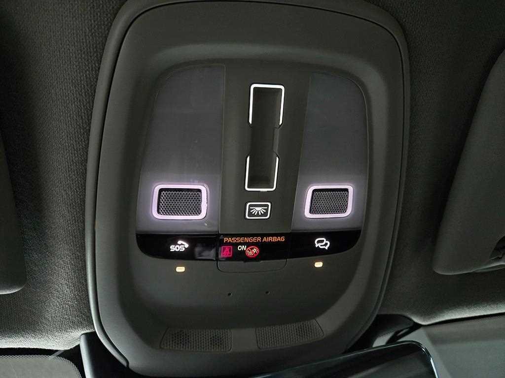 볼보 XC40 B4 AWD 얼티메이트 브라이트 이미지 15