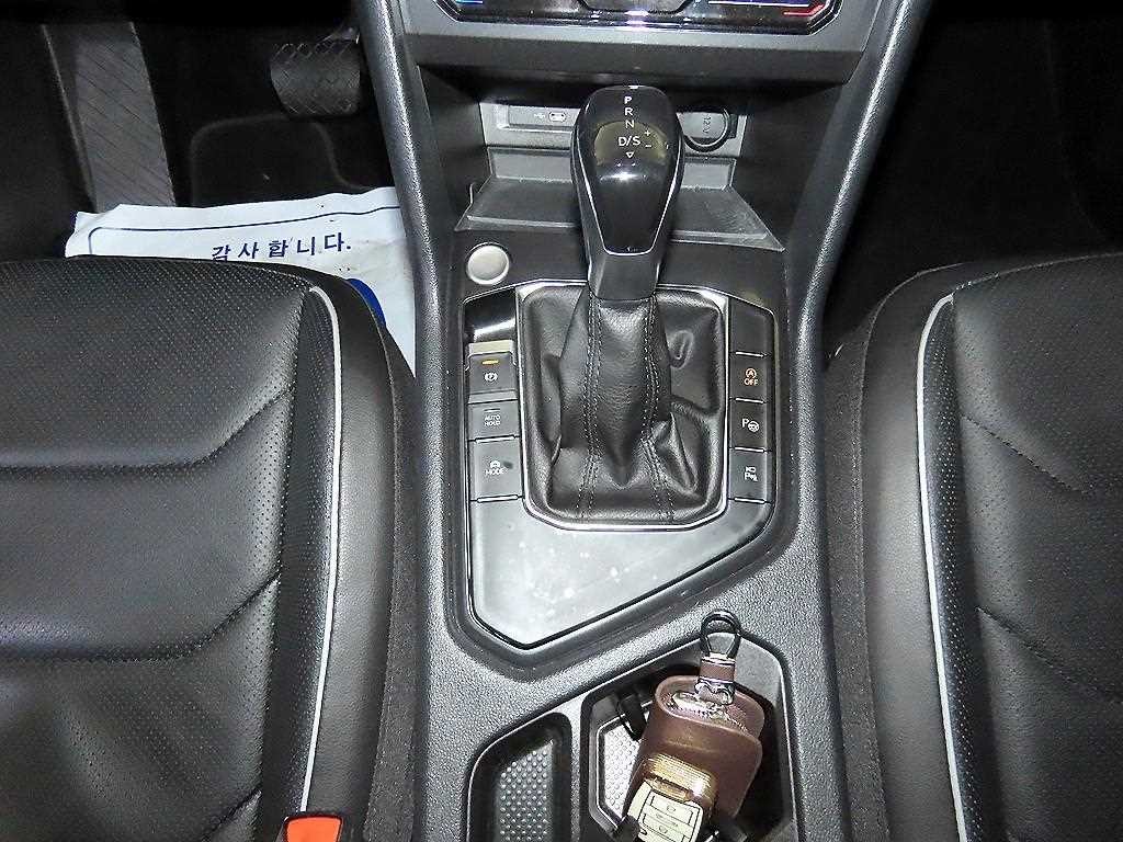폭스바겐 티구안 티구안 올스페이스 2.0 TSI 프레스티지 이미지 12