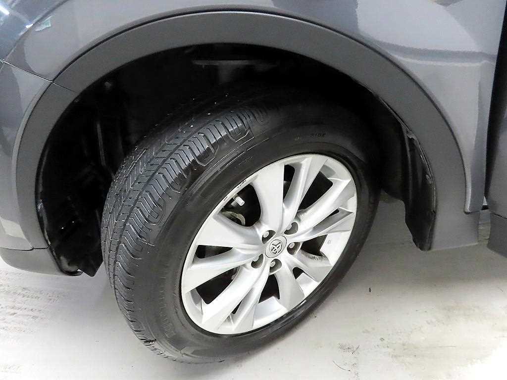 토요타 라브4 2.5 2WD 이미지 19