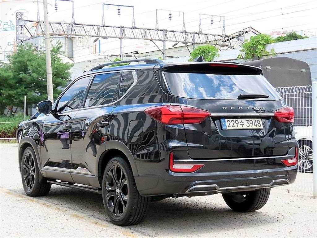 KG모빌리티(쌍용) 렉스턴 올 뉴 렉스턴 (Y450) 디젤 2.2 4WD 더 블랙 이미지 3