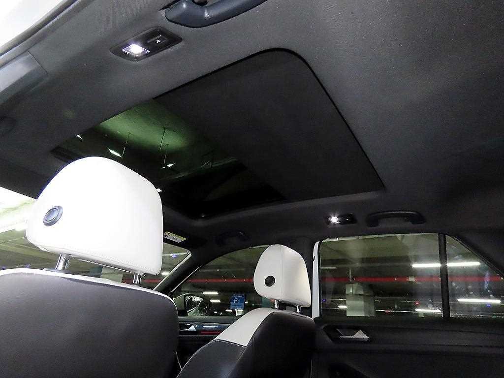 폭스바겐 티록 2.0 TDI 프레스티지 이미지 16