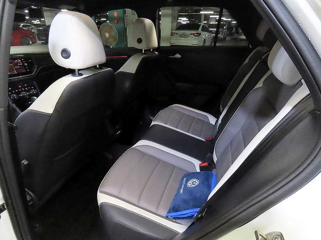 폭스바겐 티록 2.0 TDI 프레스티지 이미지 7