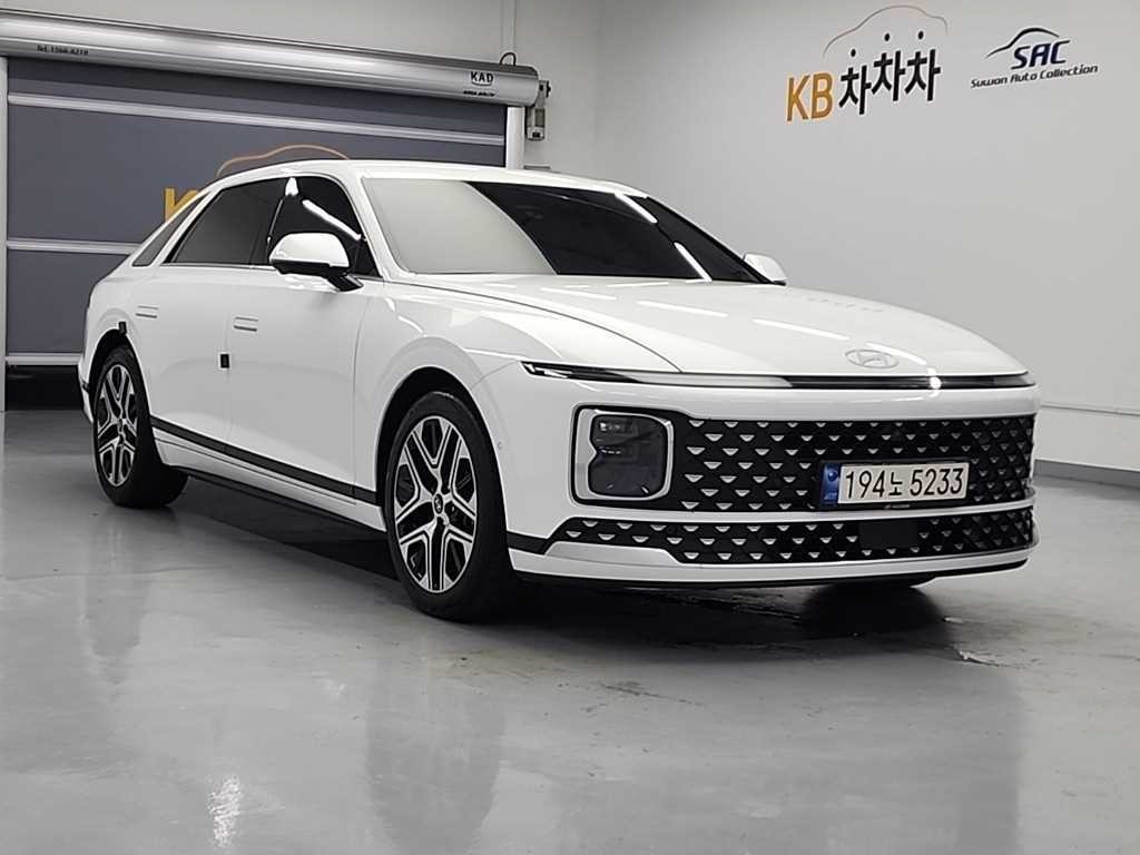현대 그랜저 그랜저 (GN7) 가솔린 2.5 2WD 익스클루시브 이미지 4
