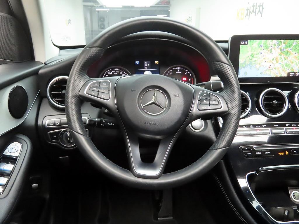 벤츠 GLC 클래스 GLC클래스 X253 GLC 220 d 4MATIC 쿠페 이미지 7