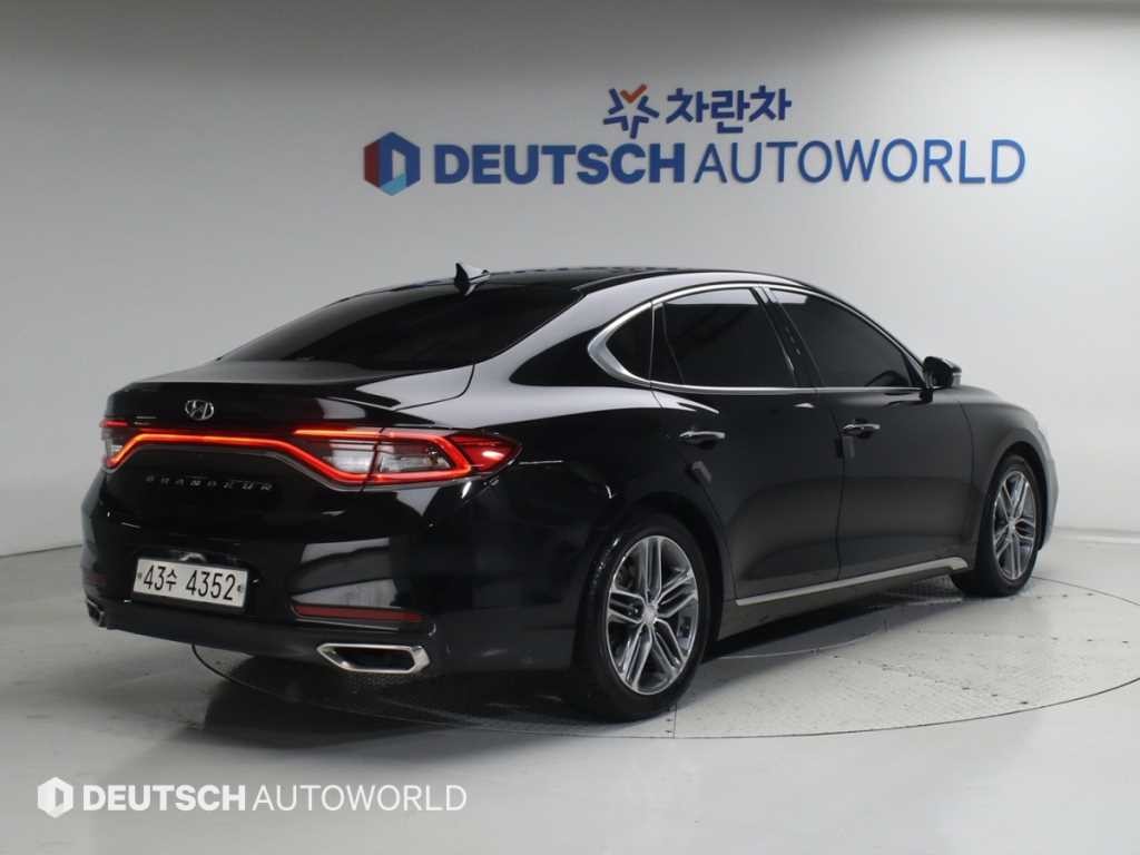 현대 그랜저 그랜저 IG 2.4 GDI 프리미엄 스페셜 이미지 2