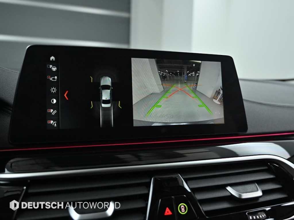 BMW 5시리즈 5시리즈 (G30) 520i 럭셔리 이미지 15