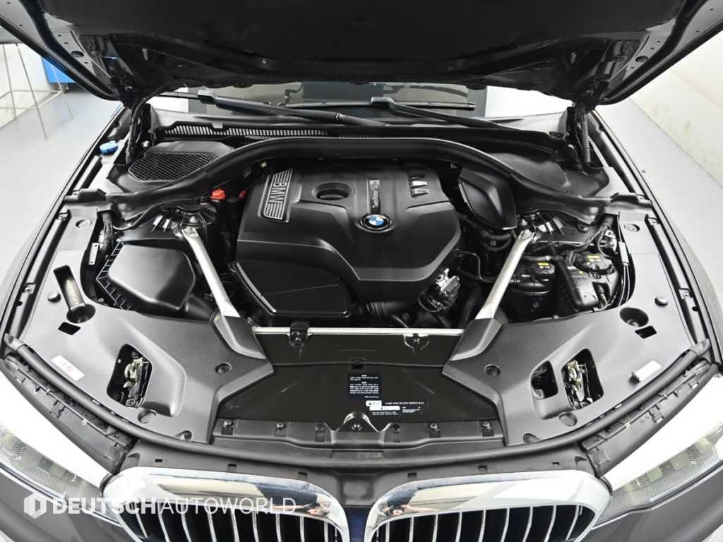 BMW 5시리즈 5시리즈 (G30) 520i 럭셔리 이미지 6