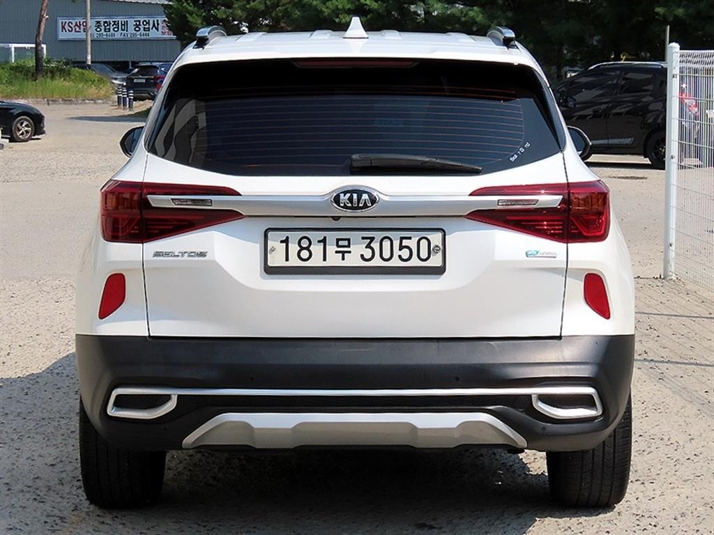 기아 셀토스 디젤 1.6 2WD 노블레스 이미지 4