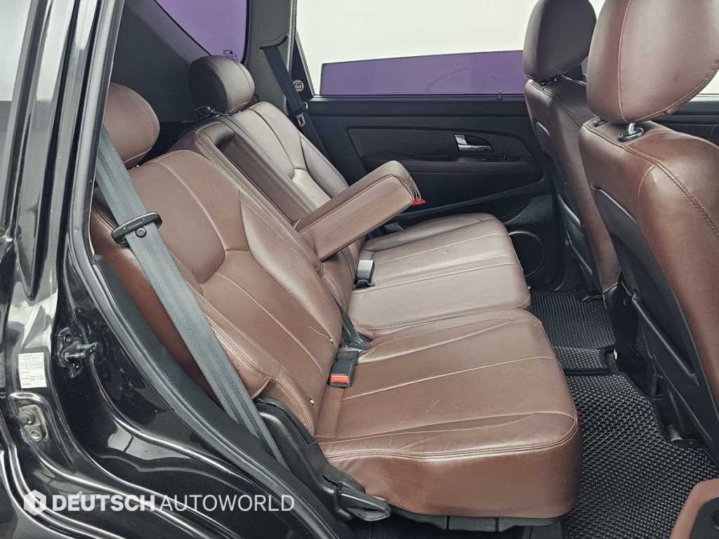 KG모빌리티(쌍용) 렉스턴 렉스턴W 2.0  4WD RX7 프레스티지 이미지 12