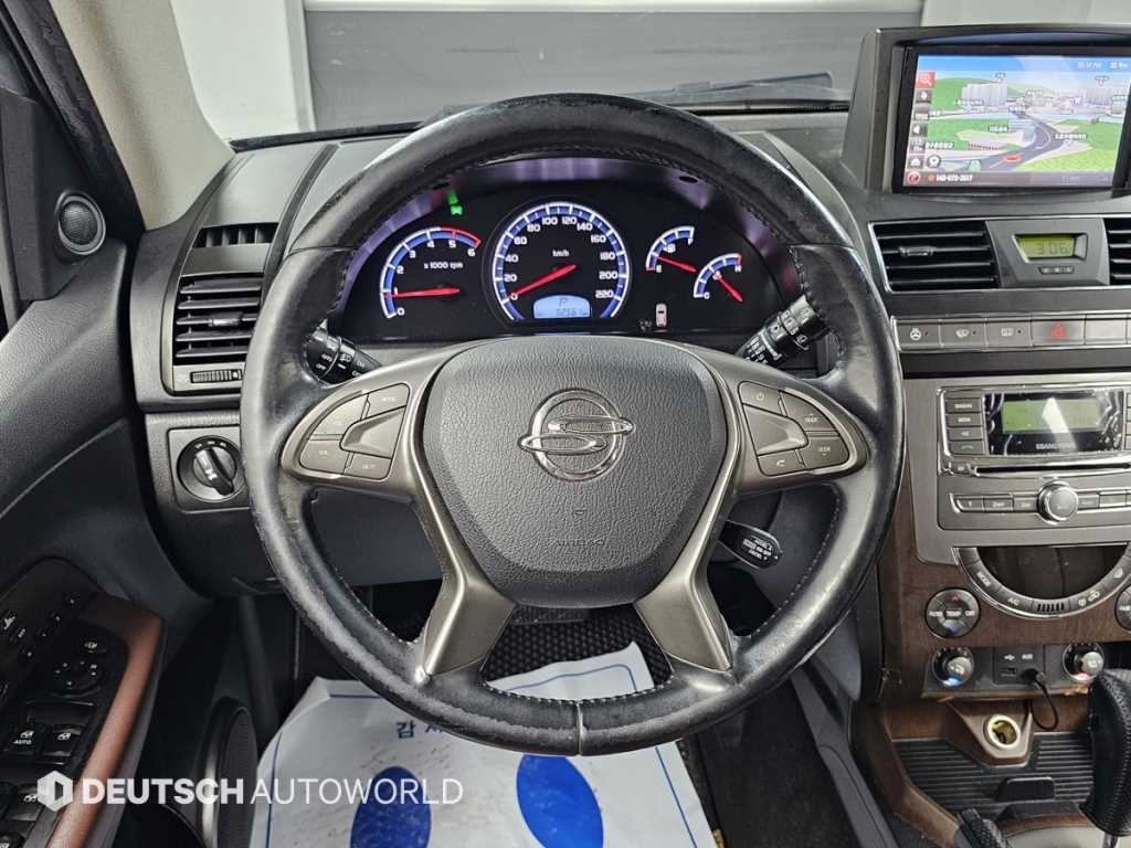KG모빌리티(쌍용) 렉스턴 렉스턴W 2.0  4WD RX7 프레스티지 이미지 13