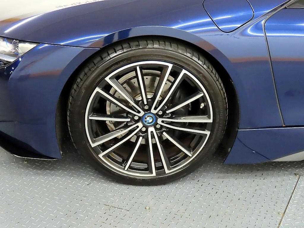 BMW i8 BMW i8 로드스터 이미지 20