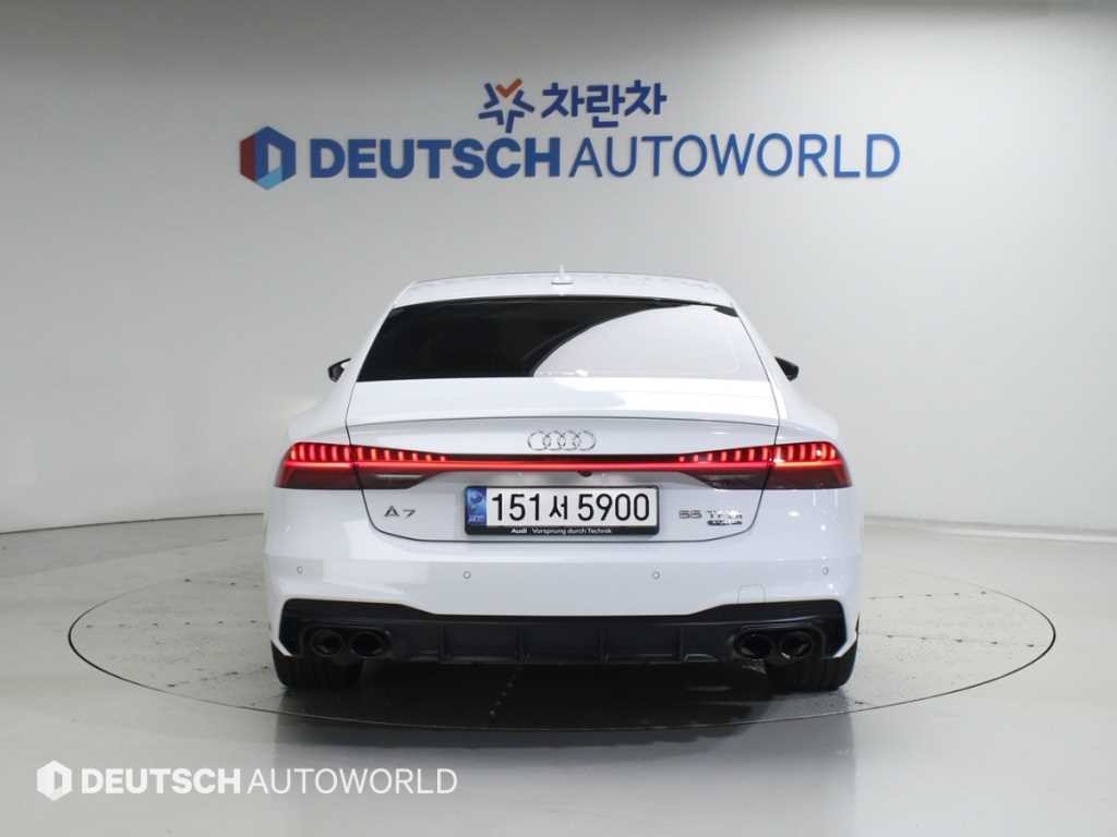 아우디 A7 A7 (4K) 55 TFSI 콰트로 프리미엄 이미지 4