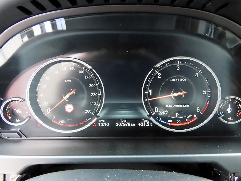 BMW X5 X5 (F15) xDrive M50d 이미지 9
