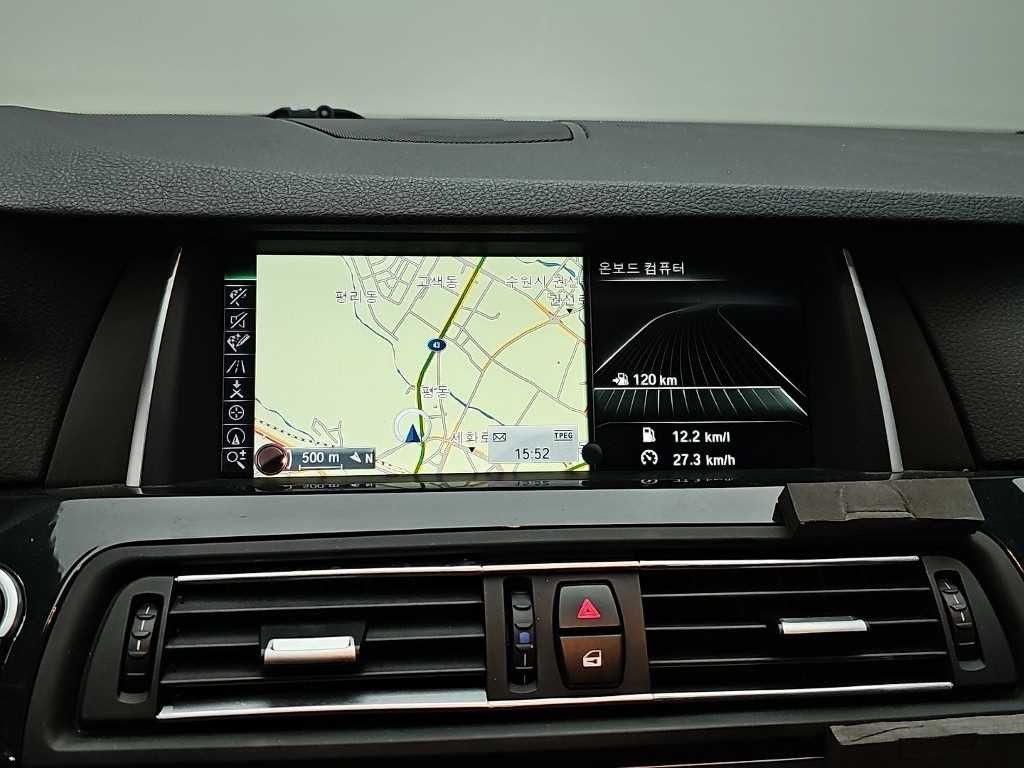BMW 5시리즈 5시리즈 (F10) 520d M 에어로다이나믹 이미지 15