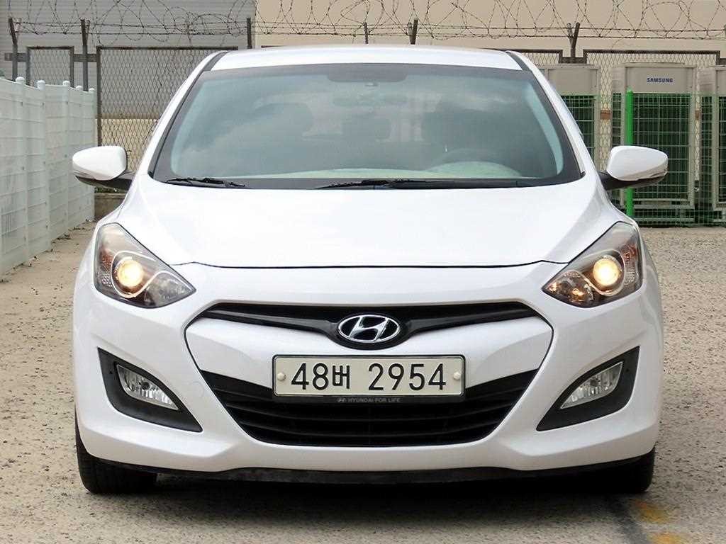 현대 i30 뉴 i30 1.6 GDI 이미지 1