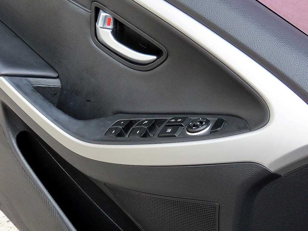 현대 i30 뉴 i30 1.6 GDI 이미지 11