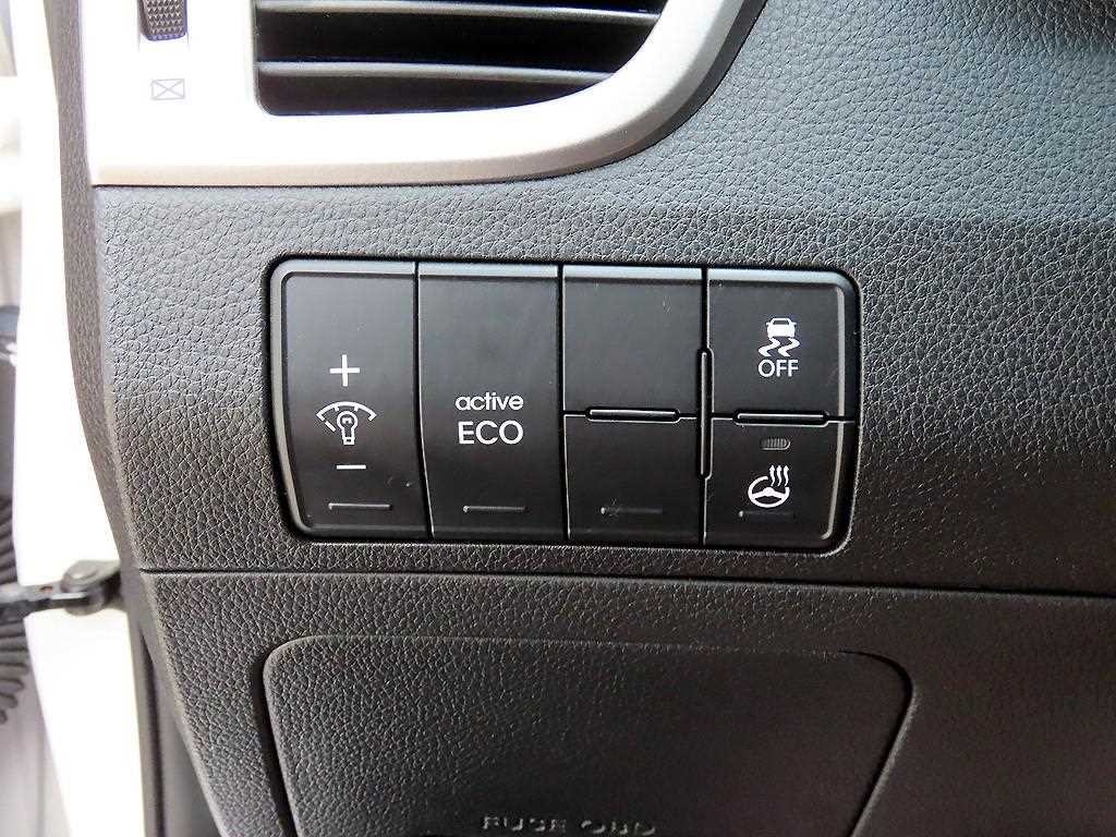 현대 i30 뉴 i30 1.6 GDI 이미지 12