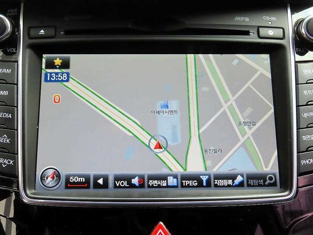 현대 i30 뉴 i30 1.6 GDI 이미지 14