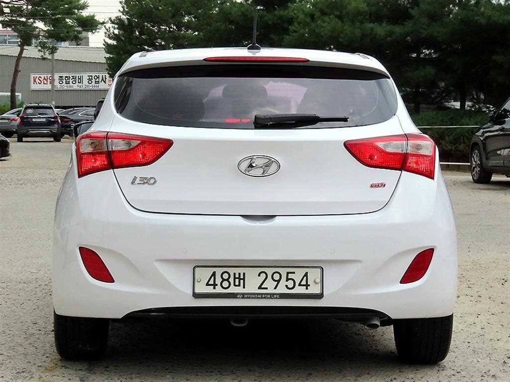 현대 i30 뉴 i30 1.6 GDI 이미지 4