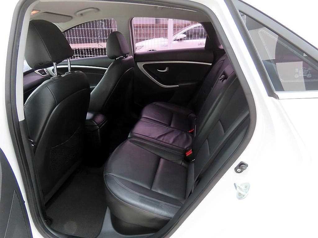 현대 i30 뉴 i30 1.6 GDI 이미지 6