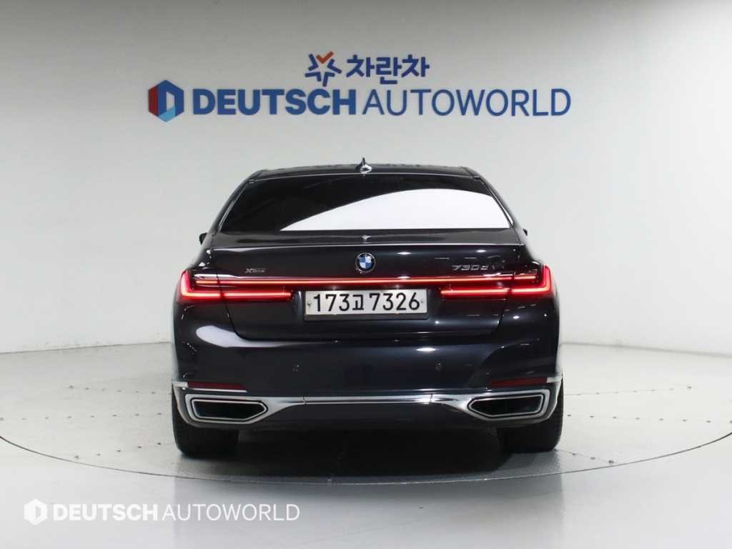 BMW 7시리즈 7시리즈 (G11) 730d xDrive 디자인 퓨어 엑설런스 이미지 4