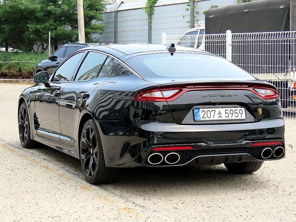 기아 스팅어 디젤 2.2 AWD 드림에디션 이미지 3