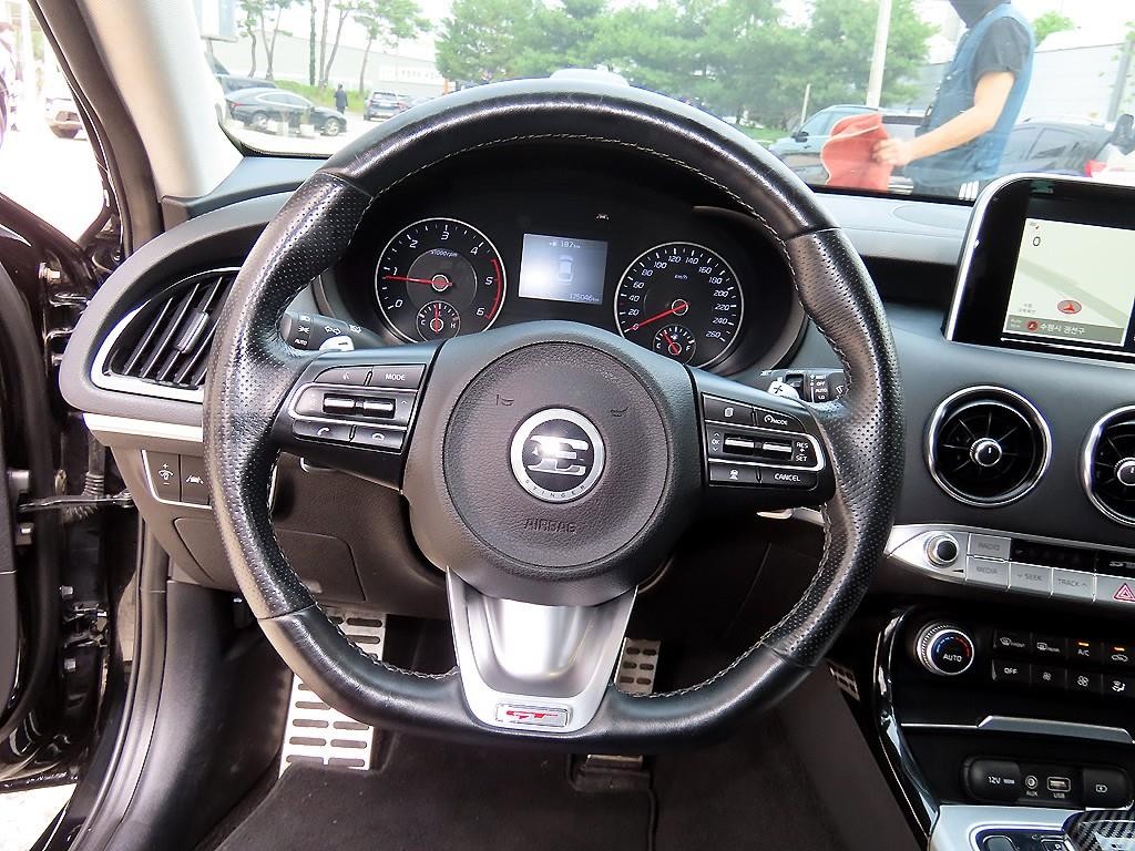 기아 스팅어 디젤 2.2 AWD 드림에디션 이미지 8