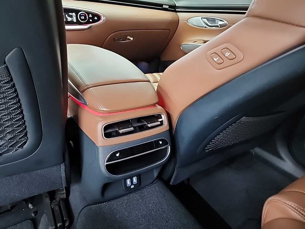 제네시스 GV70 2.5T 가솔린 AWD 이미지 13