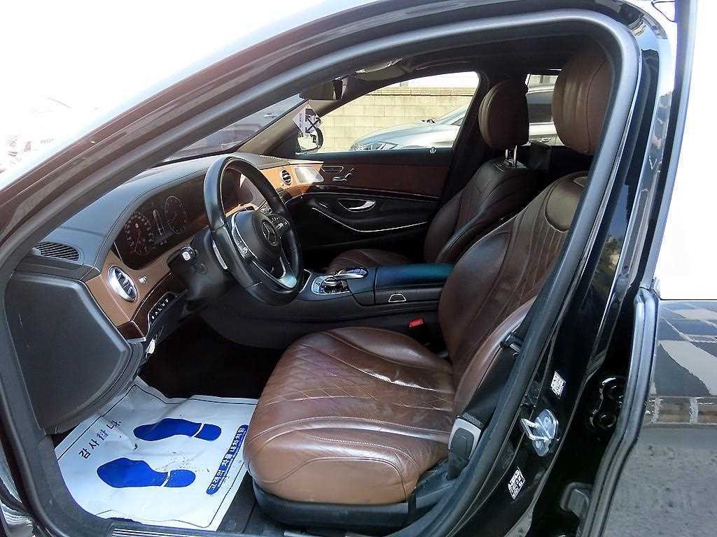 벤츠 S 클래스 S클래스-W222 마이바흐 S 560 4MATIC 이미지 5