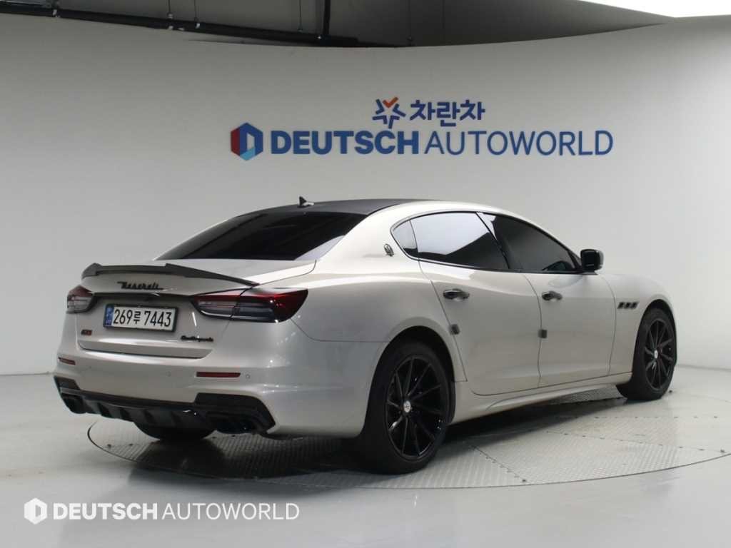 마세라티 콰트로포르테 GTS 3.8 V8 이미지 3