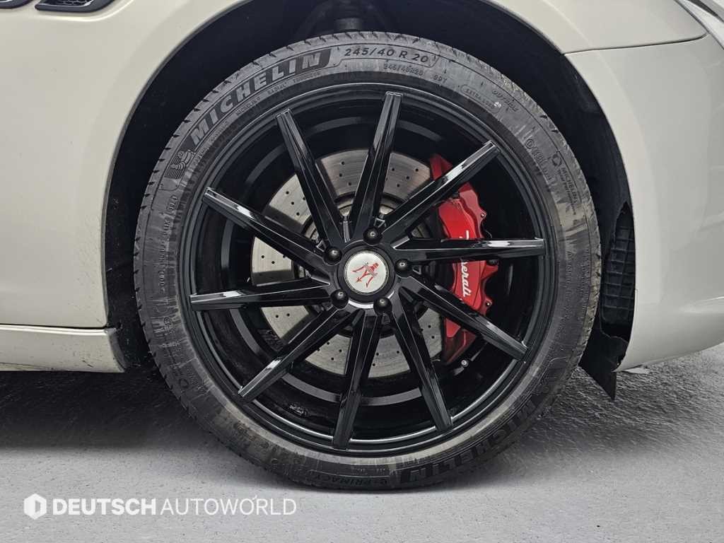 마세라티 콰트로포르테 GTS 3.8 V8 이미지 6