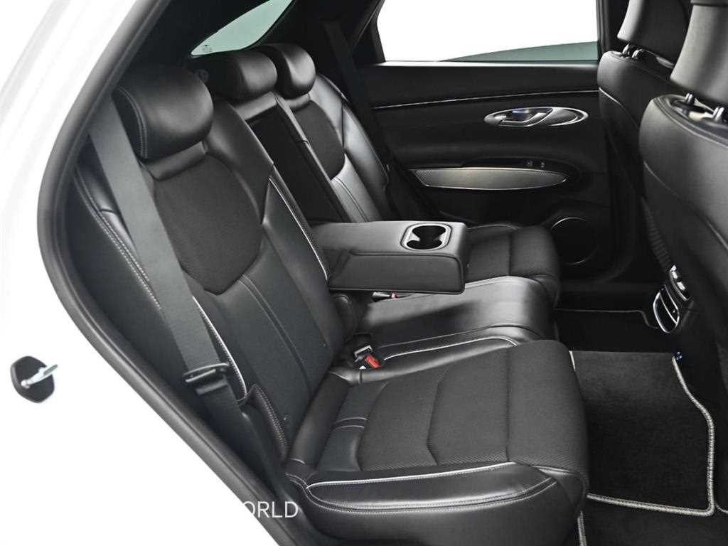 제네시스 GV70 2.5T 가솔린 2WD 스포츠 이미지 12