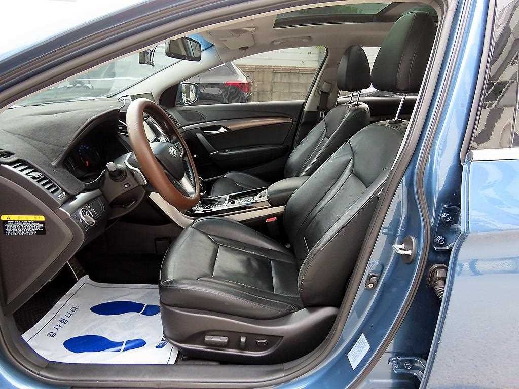 현대 i40 2.0 GDI PREMIUM 이미지 5