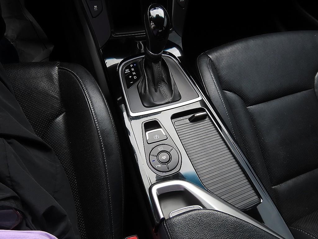 현대 i40 i40Saloon 2.0 GDI PREMIUM 이미지 10