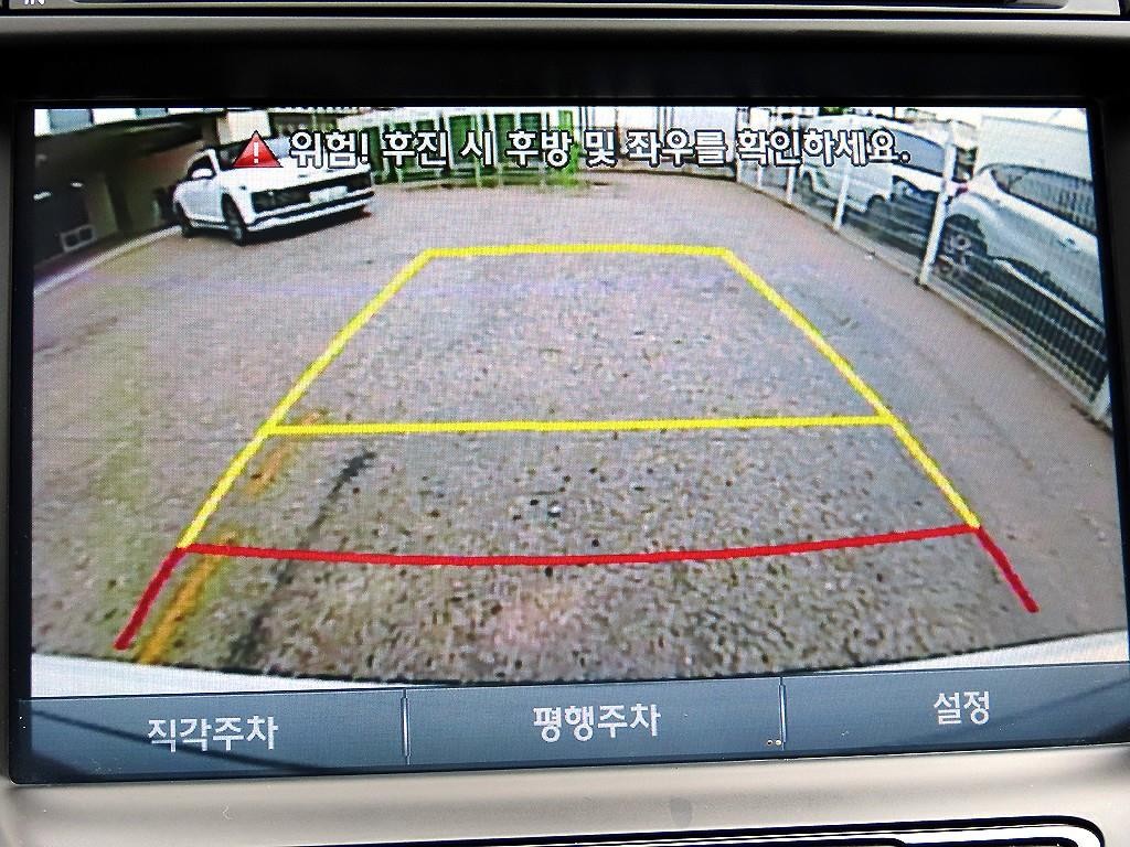 현대 i40 i40Saloon 2.0 GDI PREMIUM 이미지 15