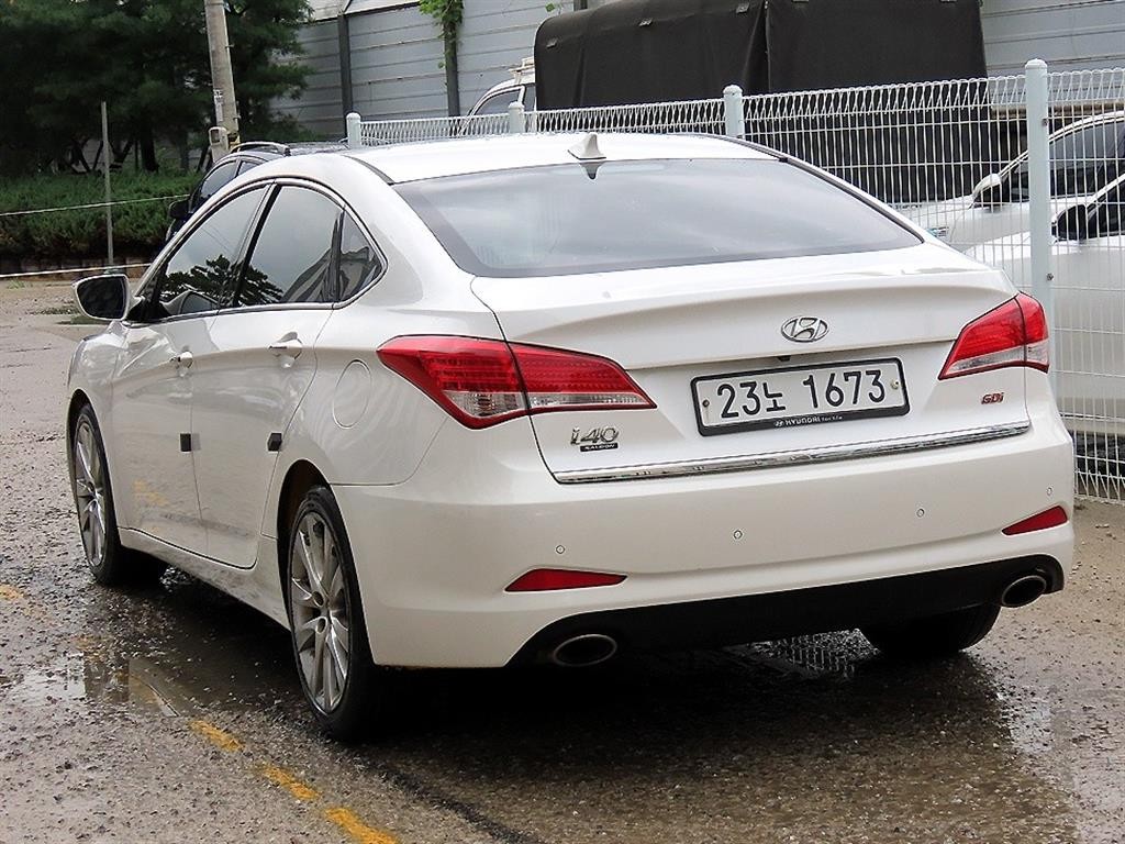 현대 i40 i40Saloon 2.0 GDI PREMIUM 이미지 3