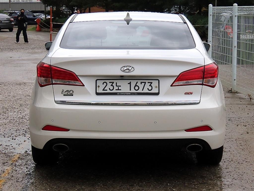 현대 i40 i40Saloon 2.0 GDI PREMIUM 이미지 4