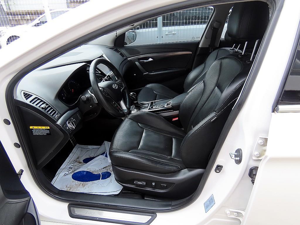 현대 i40 i40Saloon 2.0 GDI PREMIUM 이미지 5