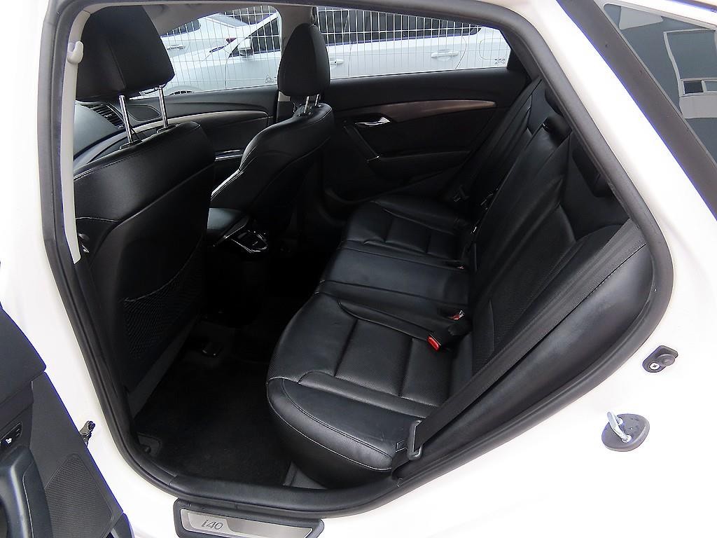 현대 i40 i40Saloon 2.0 GDI PREMIUM 이미지 6