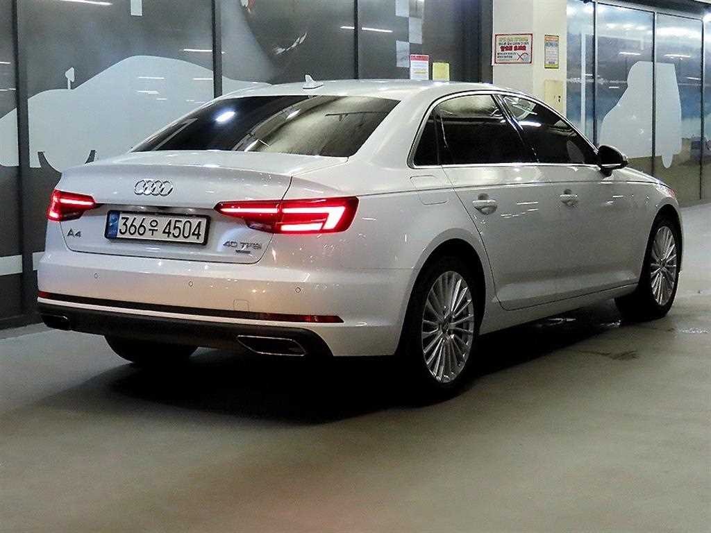 아우디 A4 A4 (B9) 40 TFSI 이미지 4