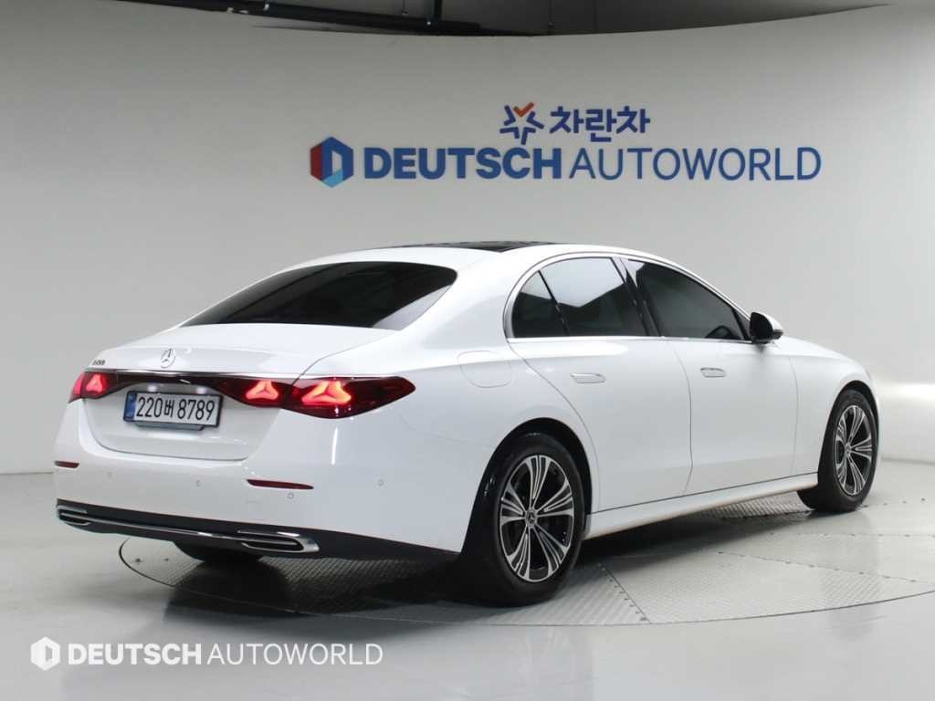 벤츠 E 클래스 E-클래스 W214 E200 아방가르드 이미지 2