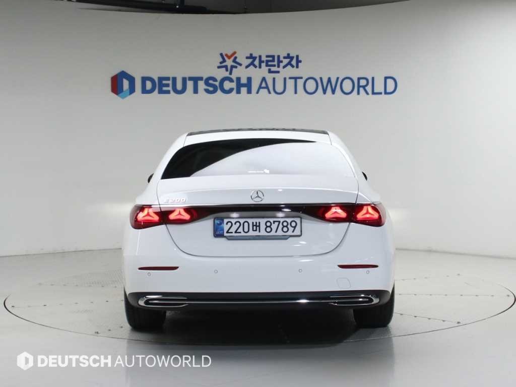 벤츠 E 클래스 E-클래스 W214 E200 아방가르드 이미지 4