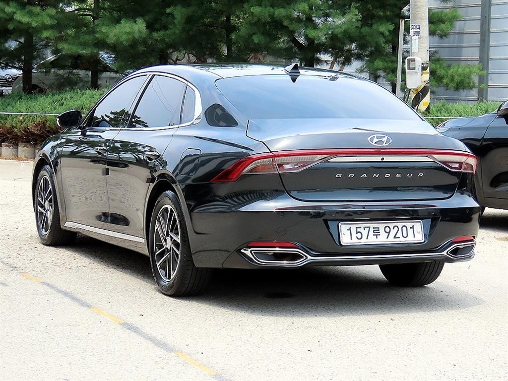 현대 그랜저 더 뉴 그랜저 IG 2.5 프리미엄 초이스 이미지 3