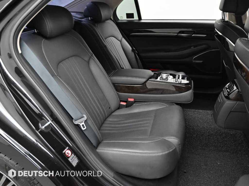 제네시스 G90 3.8 GDI AWD 이미지 12