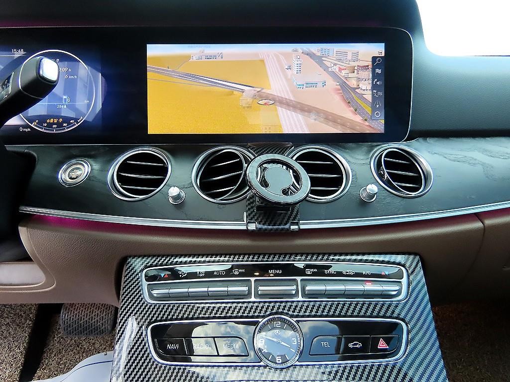 벤츠 E 클래스 E-클래스 W213 E300 4MATIC 아방가르드 이미지 14