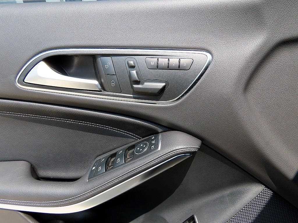 벤츠 CLA 클래스 CLA클래스 CLA 200d 이미지 11